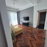 Black Sea View Retreat 아파트