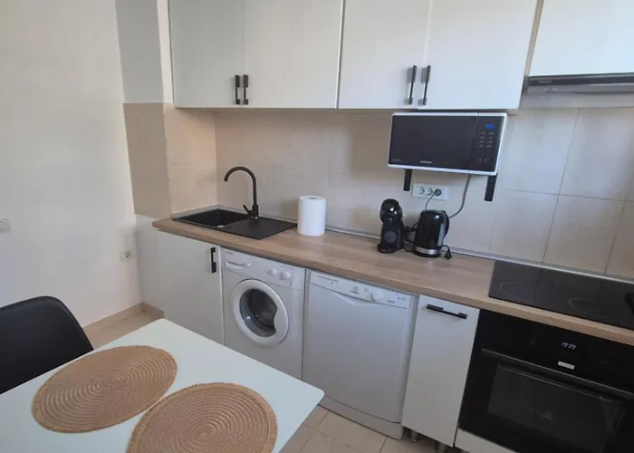 Black Sea View Retreat *